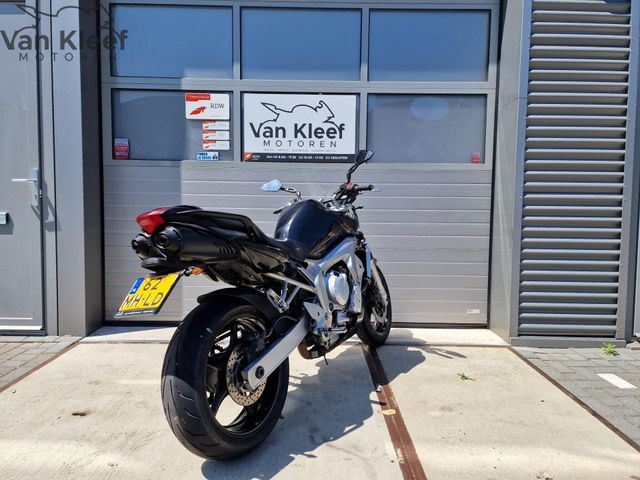 yamaha - fzs-600-fazer