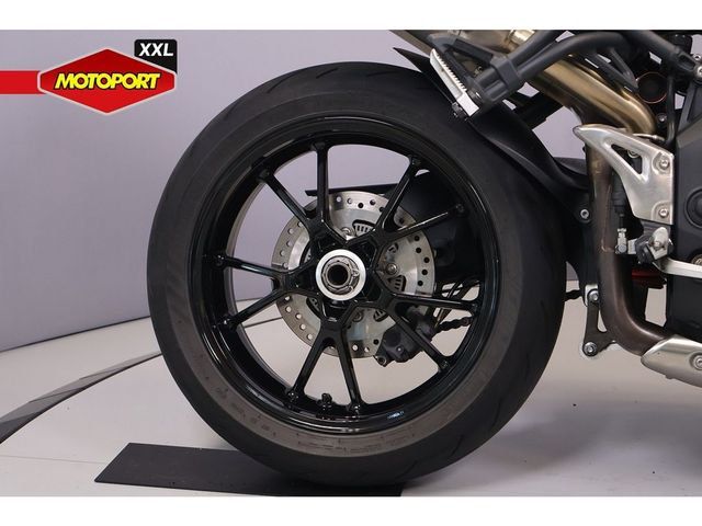 triumph - speed-triple-r
