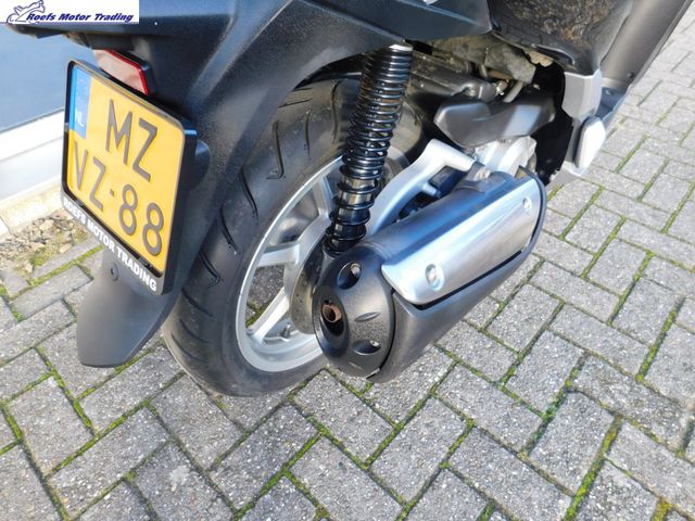 honda - sh-300i---abs