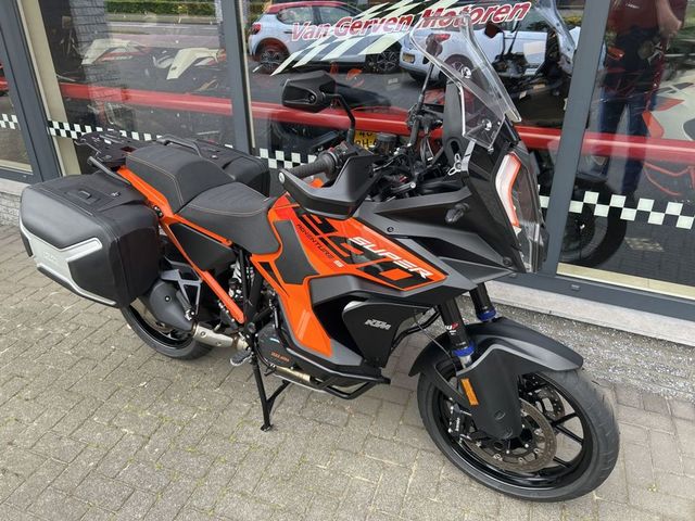 ktm - 1290-super-adventure-s