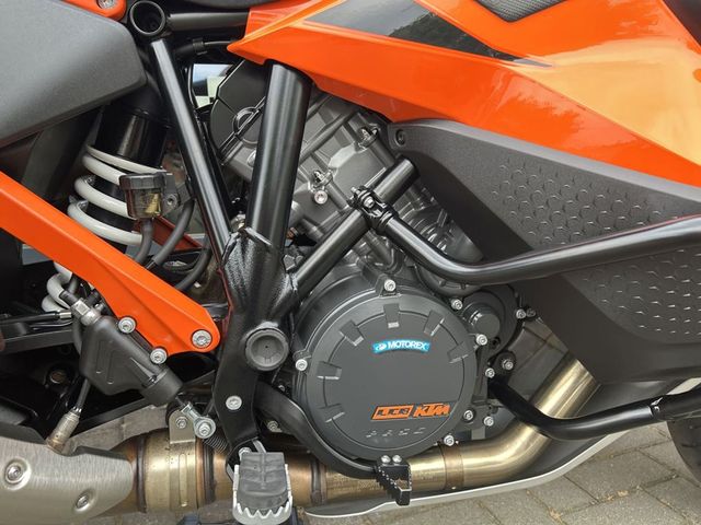 ktm - 1290-super-adventure-s