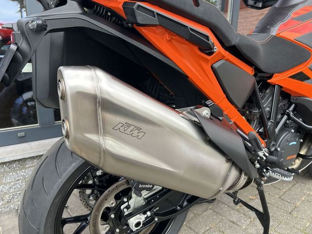 ktm - 1290-super-adventure-s