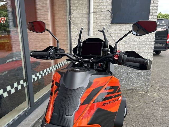 ktm - 1290-super-adventure-s