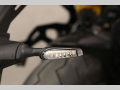 Ducati Monster + 2023 occasion – foto 16 van 23