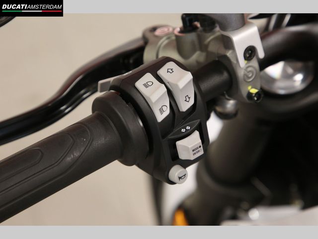 ducati - monster-plus