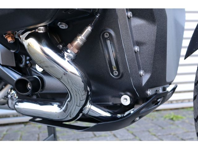 bmw - r-1300-gs