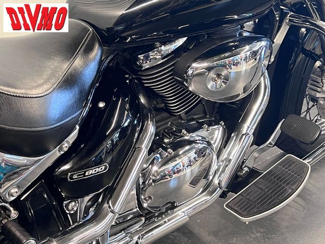 suzuki - c-800-intruder