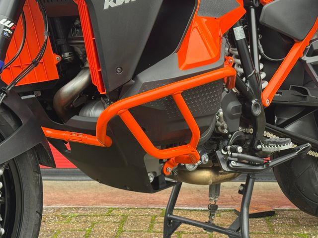 ktm - 1290-super-adventure-s