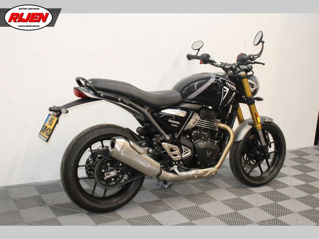 triumph - speed-400