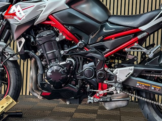 kawasaki - z900-performance