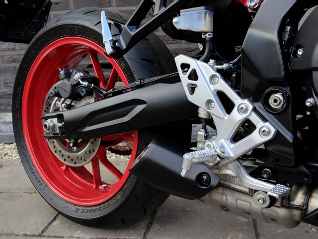 suzuki - gsx-8s