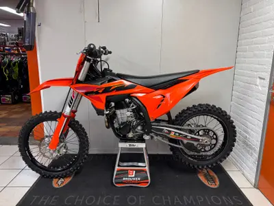KTM 450 SX F – foto 3