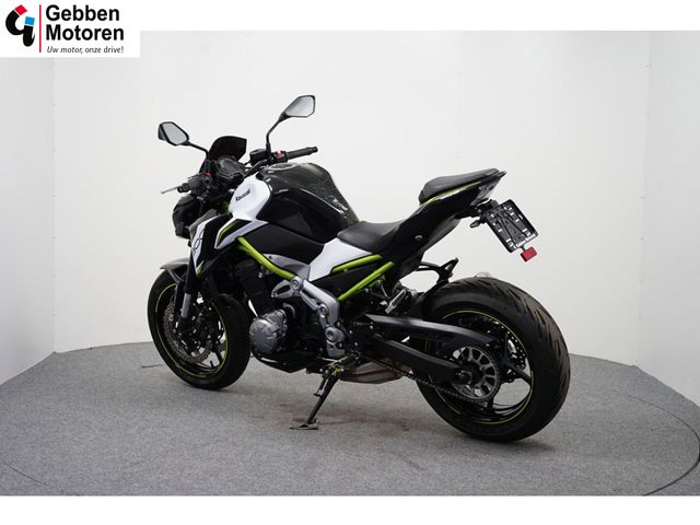 kawasaki - z900
