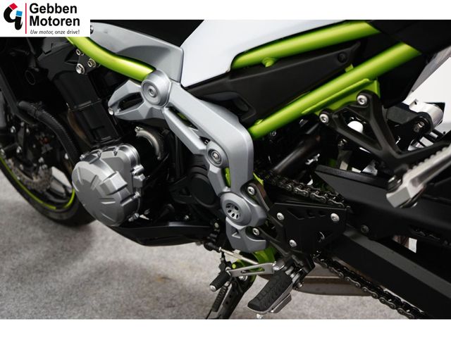 kawasaki - z900