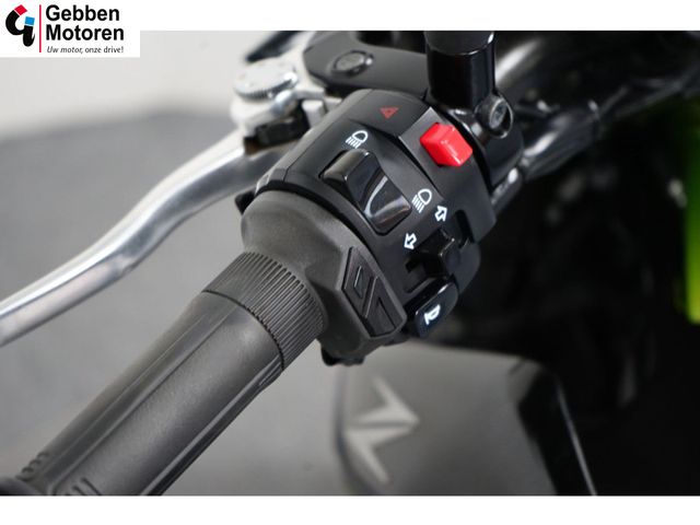 kawasaki - z900