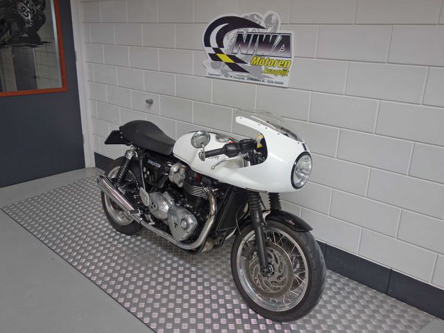 triumph - thruxton-1200