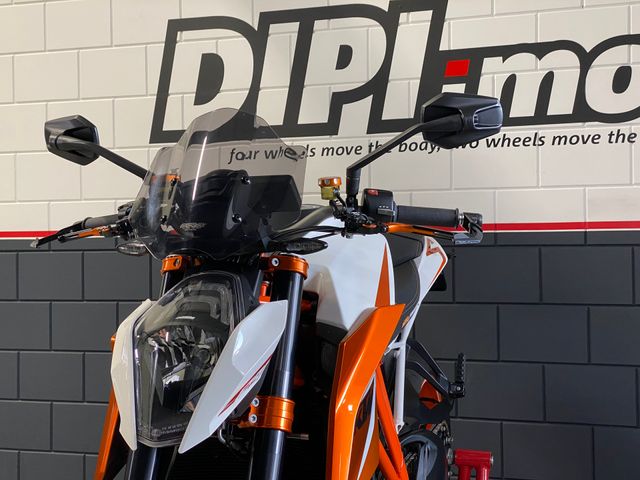 ktm - 1290-super-duke-r-se