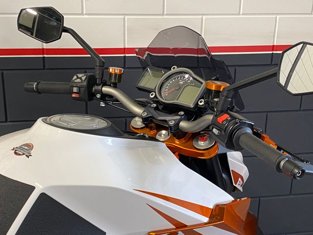 ktm - 1290-super-duke-r-se