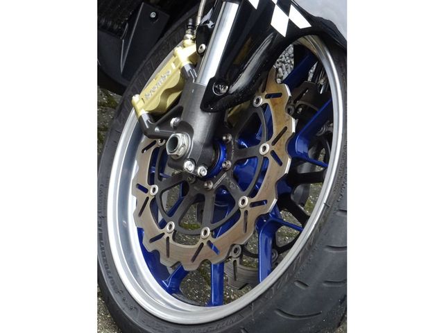 aprilia - tuono-1000-r