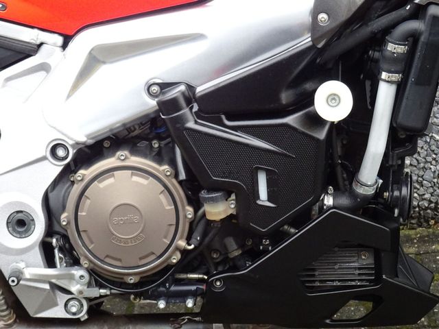 aprilia - tuono-1000-r
