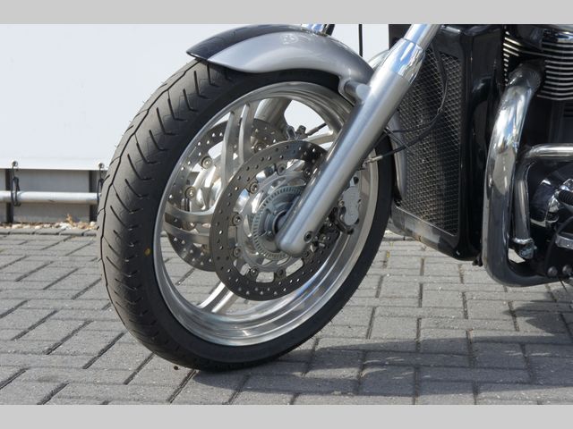 triumph - thunderbird-lt-abs