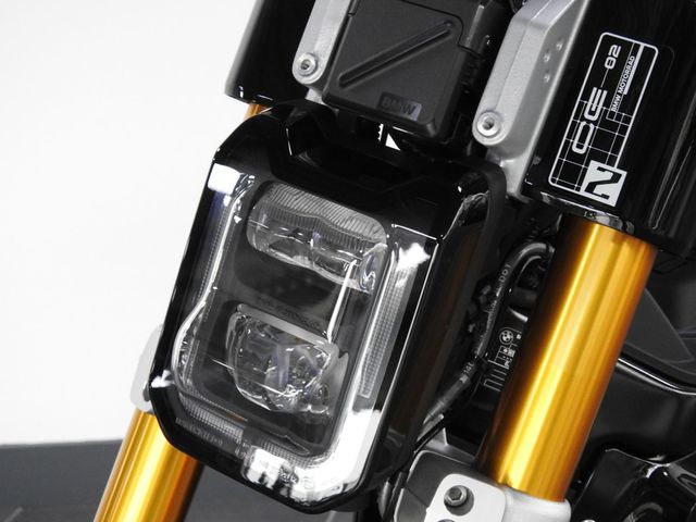 bmw - ce-02