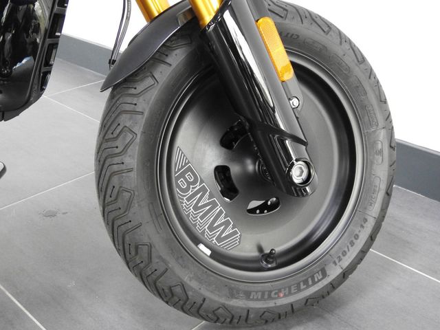 bmw - ce-02