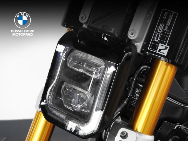 bmw - ce-02