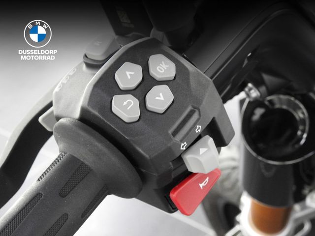 bmw - ce-02