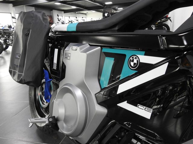 bmw - ce-02