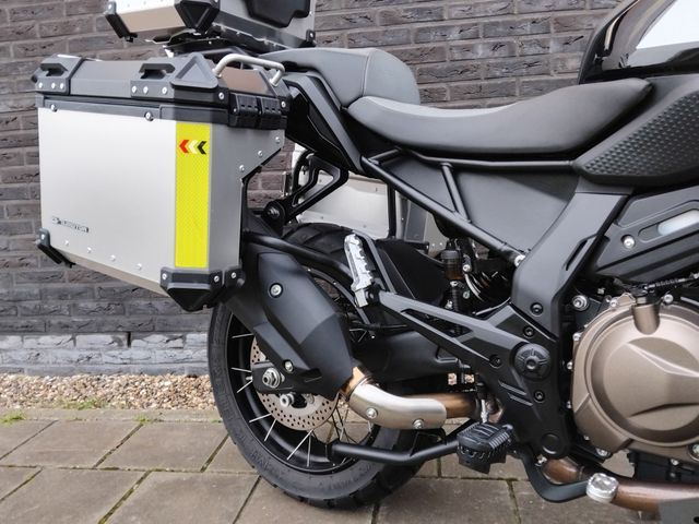 QJMOTOR - srt-600-sx-touring