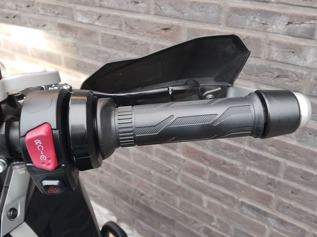 QJMOTOR - srt-600-sx-touring