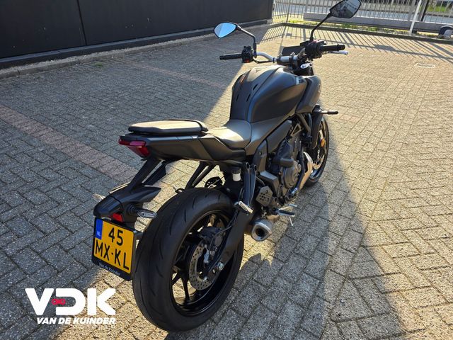 yamaha - mt-07-y-amt