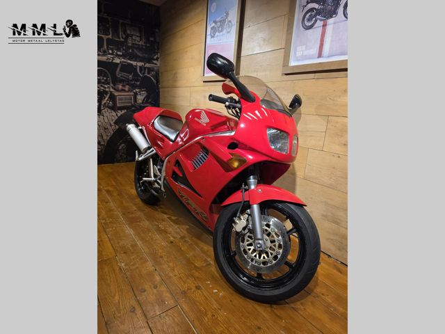 honda - vfr-750-f