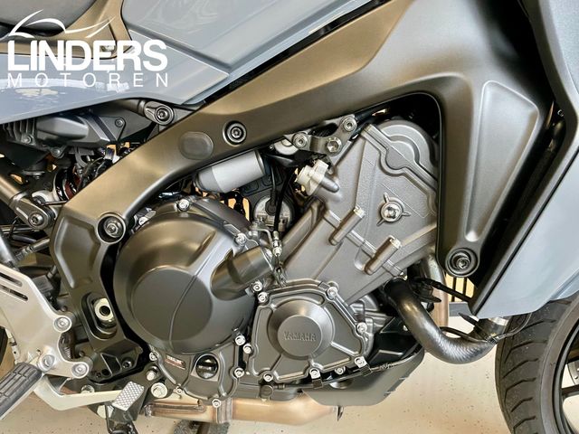 yamaha - tracer-9-gt--