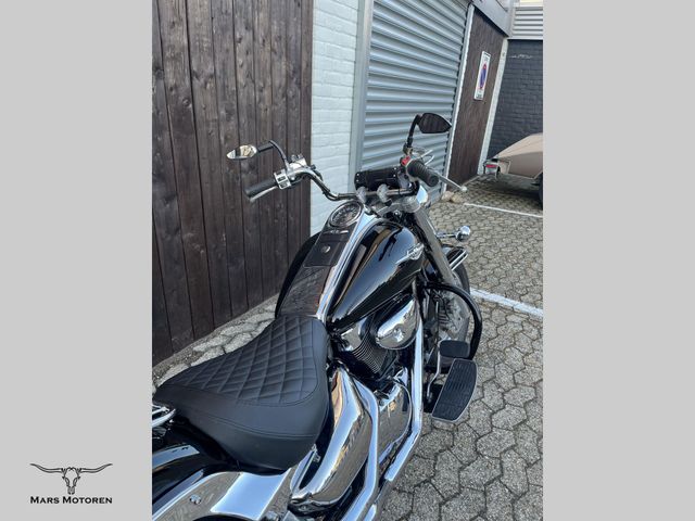 suzuki - vl-1500-lc-intruder