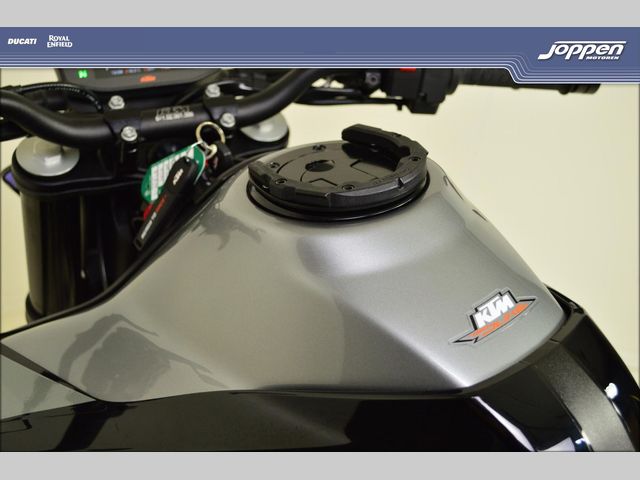 ktm - 790-duke
