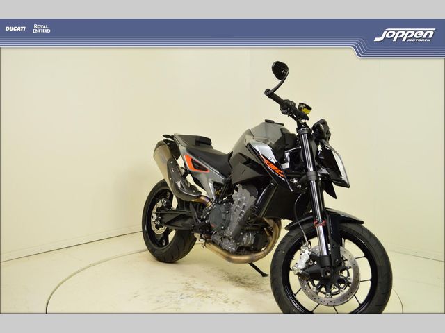 ktm - 790-duke
