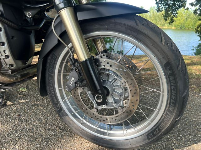 bmw - r-1200-gs