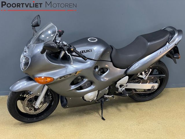 suzuki - gsx-750-ef