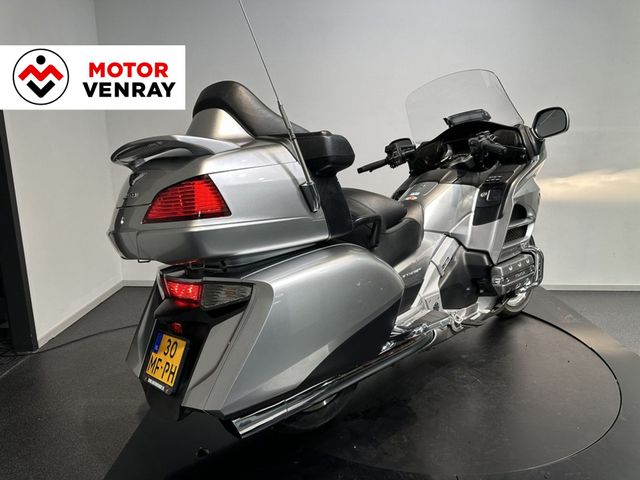 honda - gl-1800-goldwing-f6b