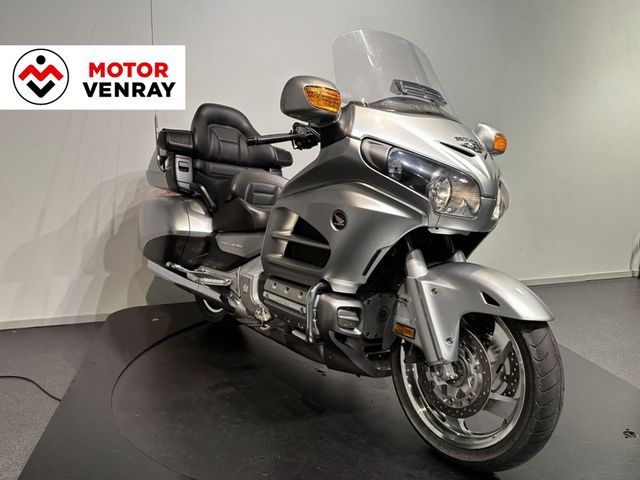 honda - gl-1800-goldwing