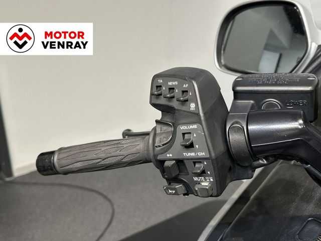 honda - gl-1800-goldwing