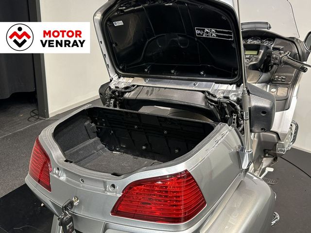 honda - gl-1800-goldwing