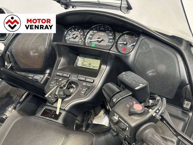 honda - gl-1800-goldwing