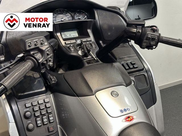 honda - gl-1800-goldwing