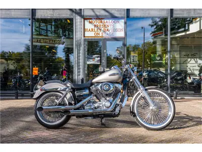 HARLEY-DAVIDSON SUPER GLIDE CUSTOM FXDC – foto 3