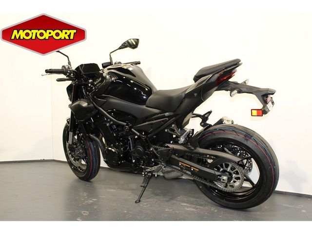 kawasaki - z900