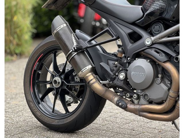 ducati - m-1100-evo