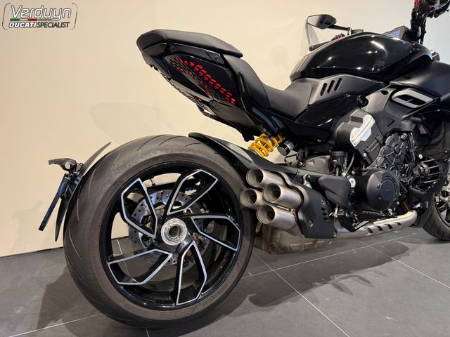 ducati - diavel-v4